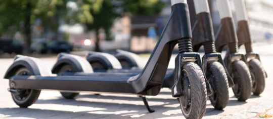 Rouler en trottinette électrique