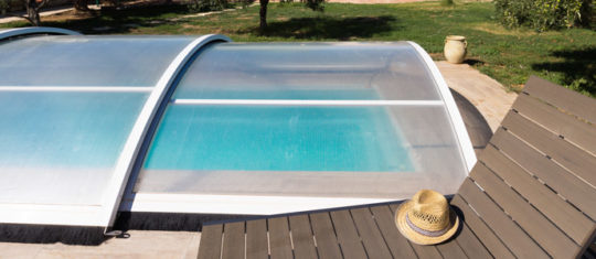 Abri de piscine