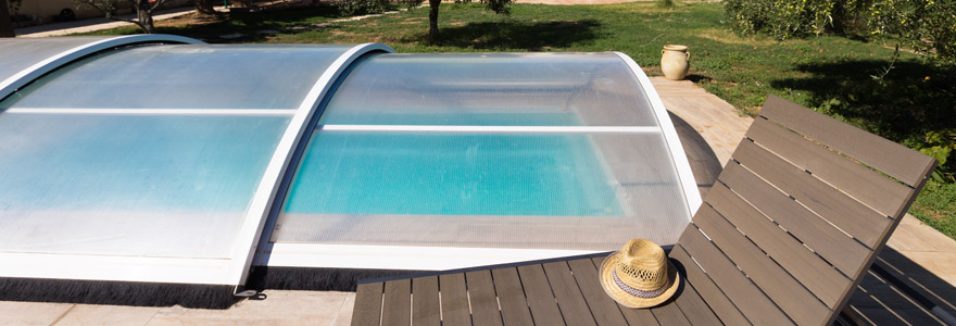 Abri de piscine